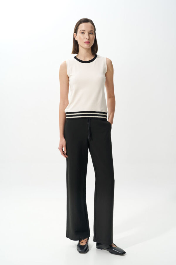 Τοπ αμάνικο με striped rib