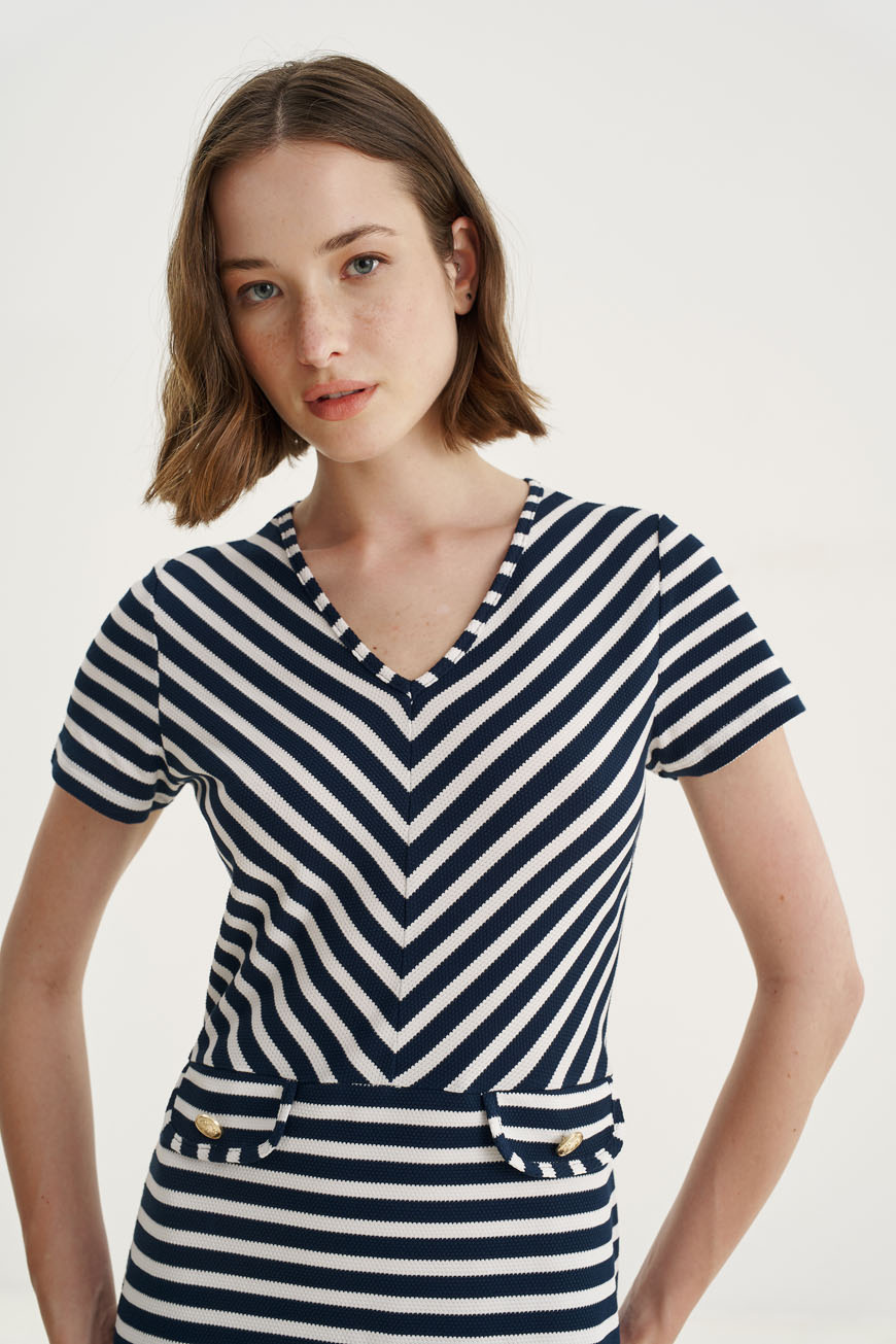 12532 Φόρεμα navy με πατ (2)