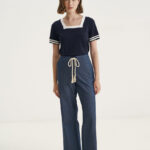 12543 Μπλούζα contrast με τετράγωνη λαιμουδιά (2)