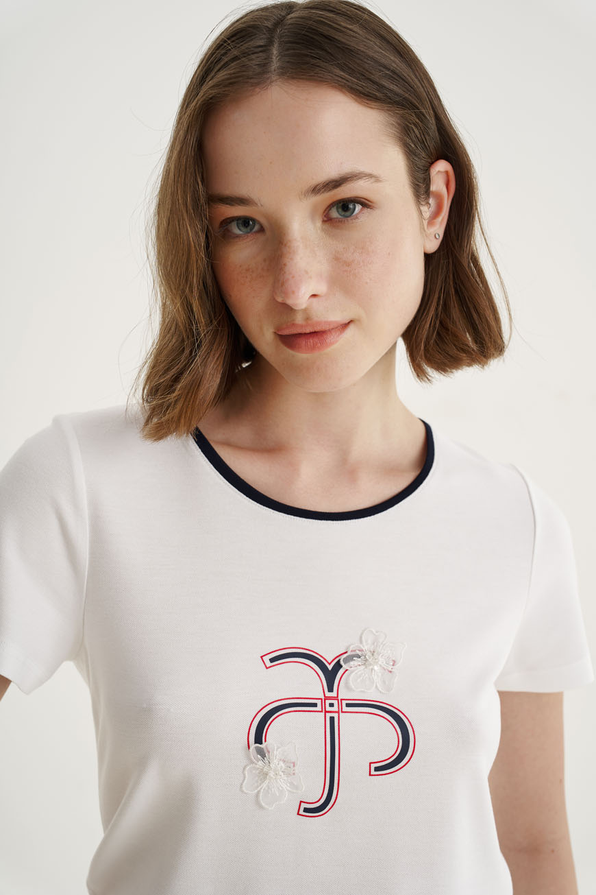 12547 T-shirt με logo τύπωμα (3)