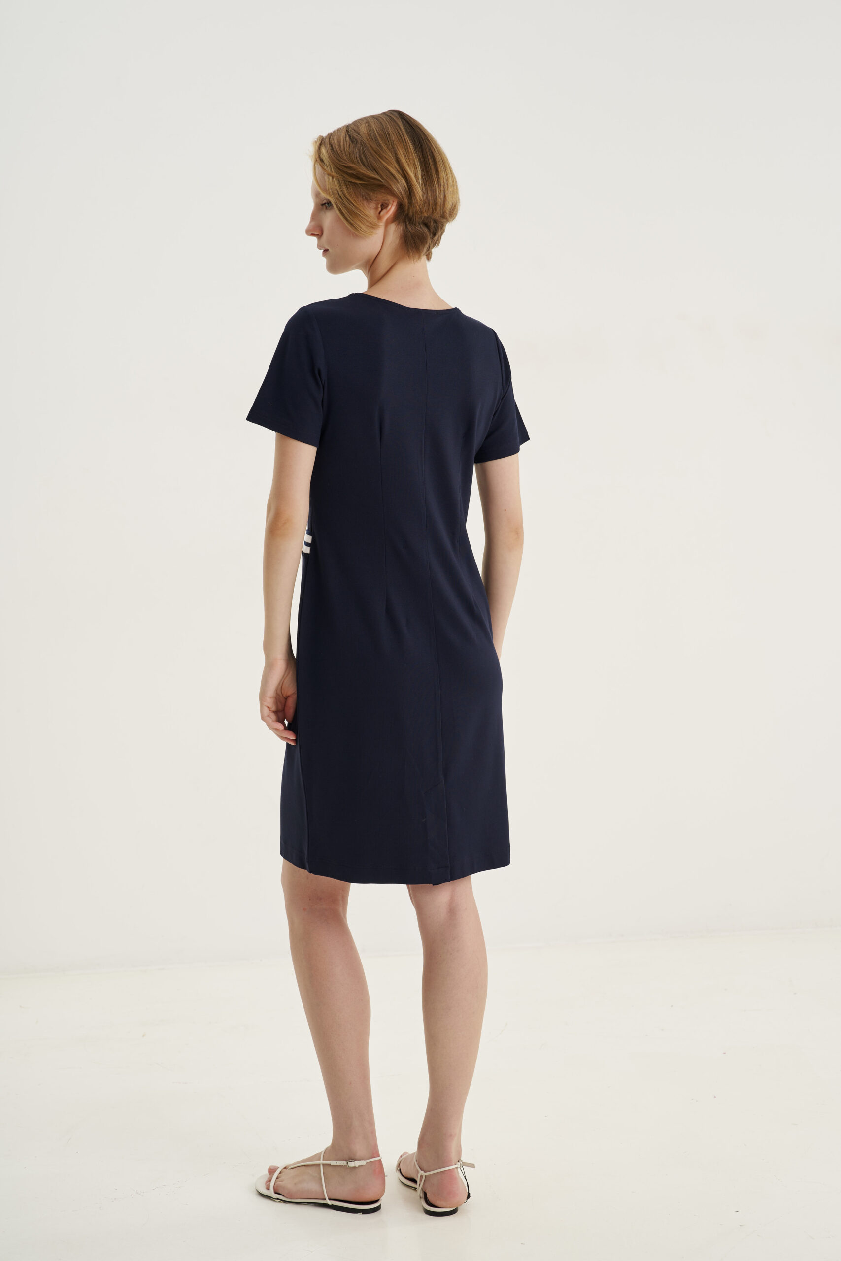 12561 Φόρεμα με Ve striped (5)