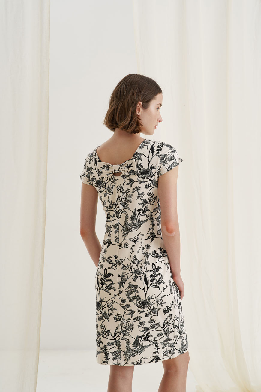 12609 Φόρεμα με φιόγκο στην πλάτη birds (5)