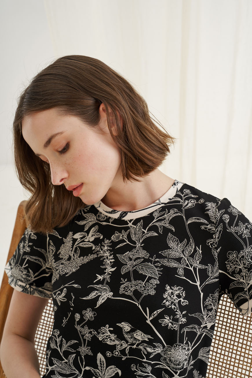 12615 Μπλούζα με contrast birds (1)