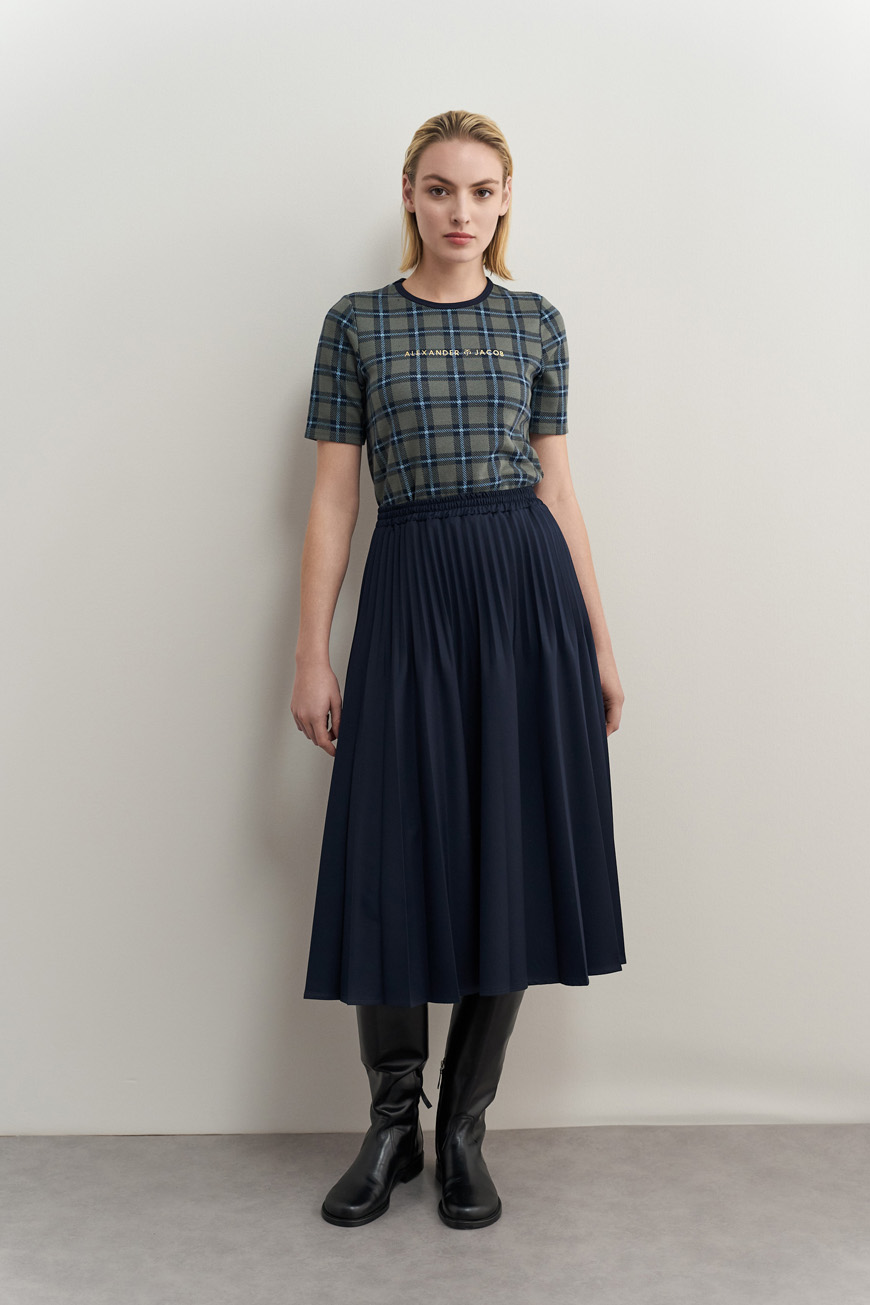 12727 Τοπ tartan με Logo (1)