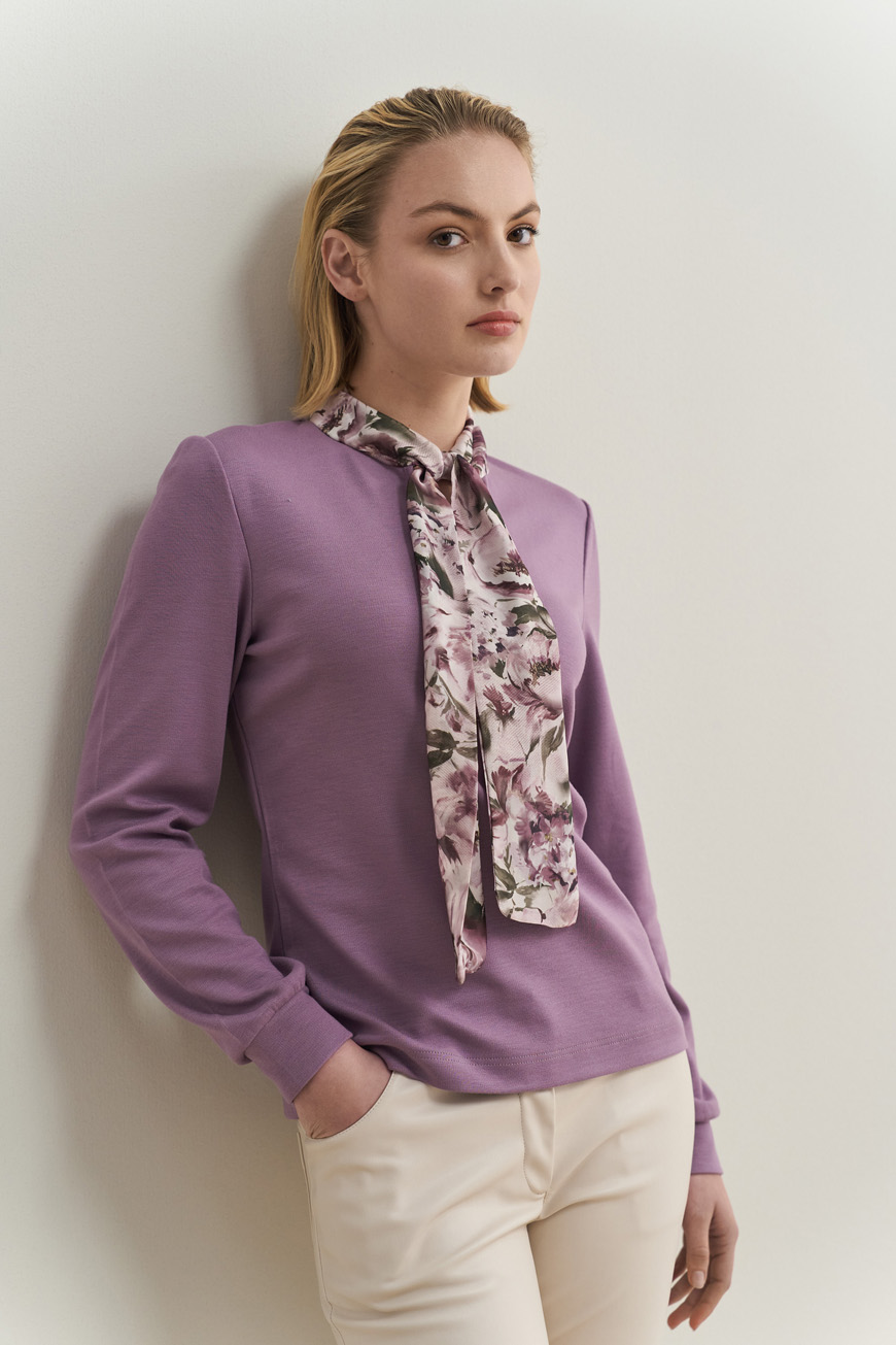 12772 Μπλούζα με floral δέσιμο (2)