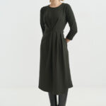 12794 Φόρεμα με πιέτες εμπρός (3)