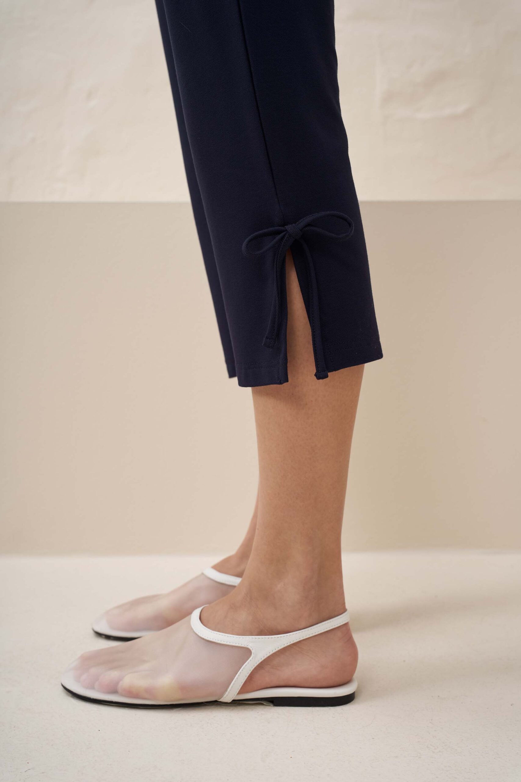 12900 Κάπρι με φιόγκους (2)