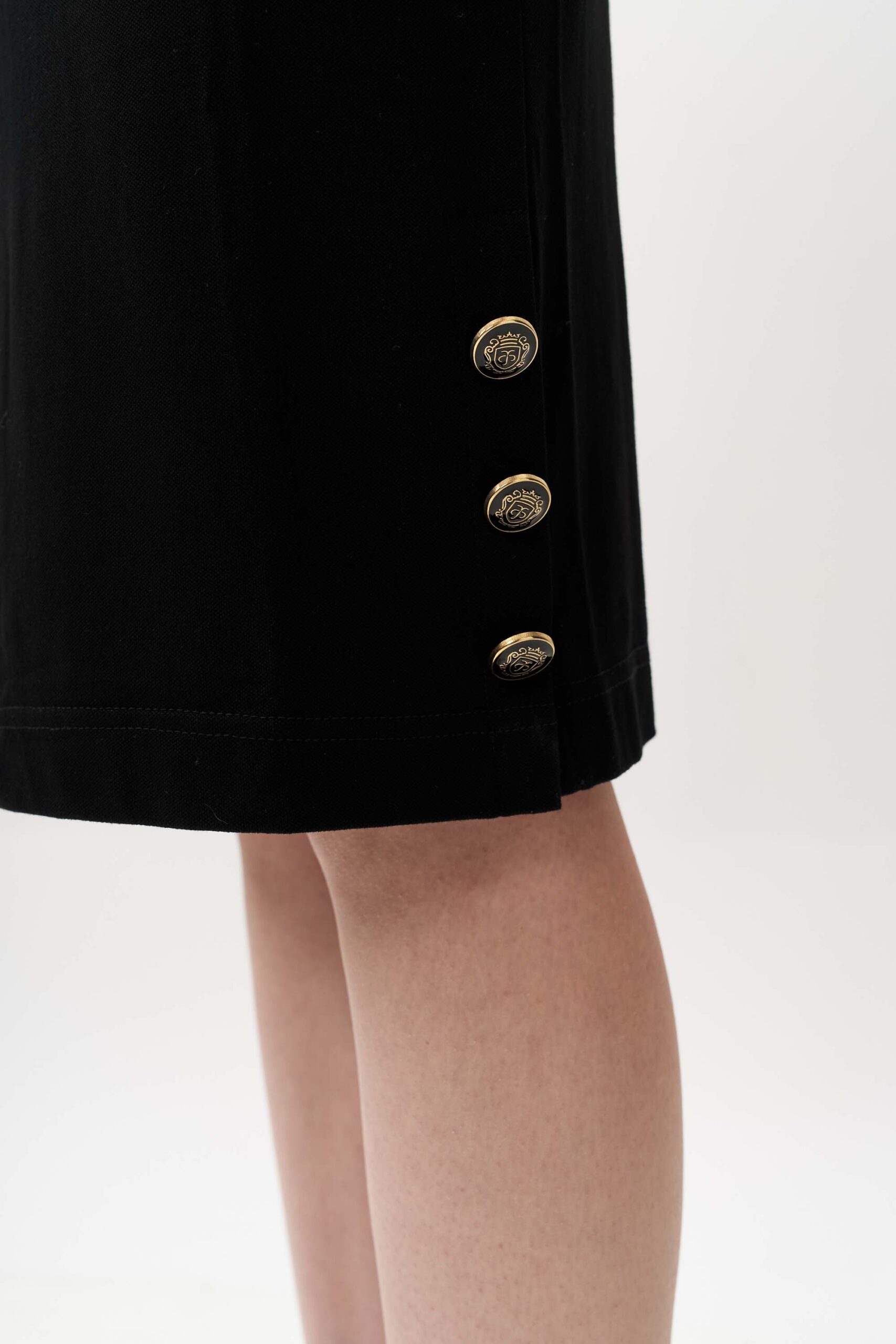 12905 Φούστα με κουμπιά στο πλάι (5)