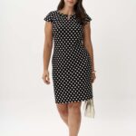 12918 Φόρεμα πουά με πιετάκι στη λαιμουδιά (1)