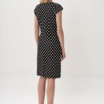 12918 Φόρεμα πουά με πιετάκι στη λαιμουδιά (4)