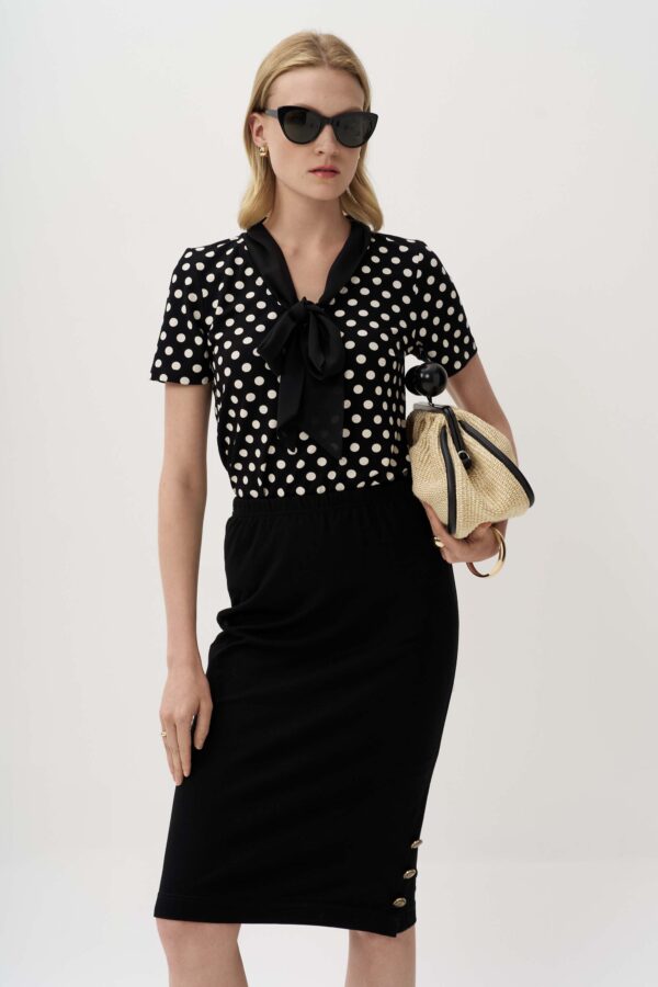 Μπλούζα πουά με φουλάρι