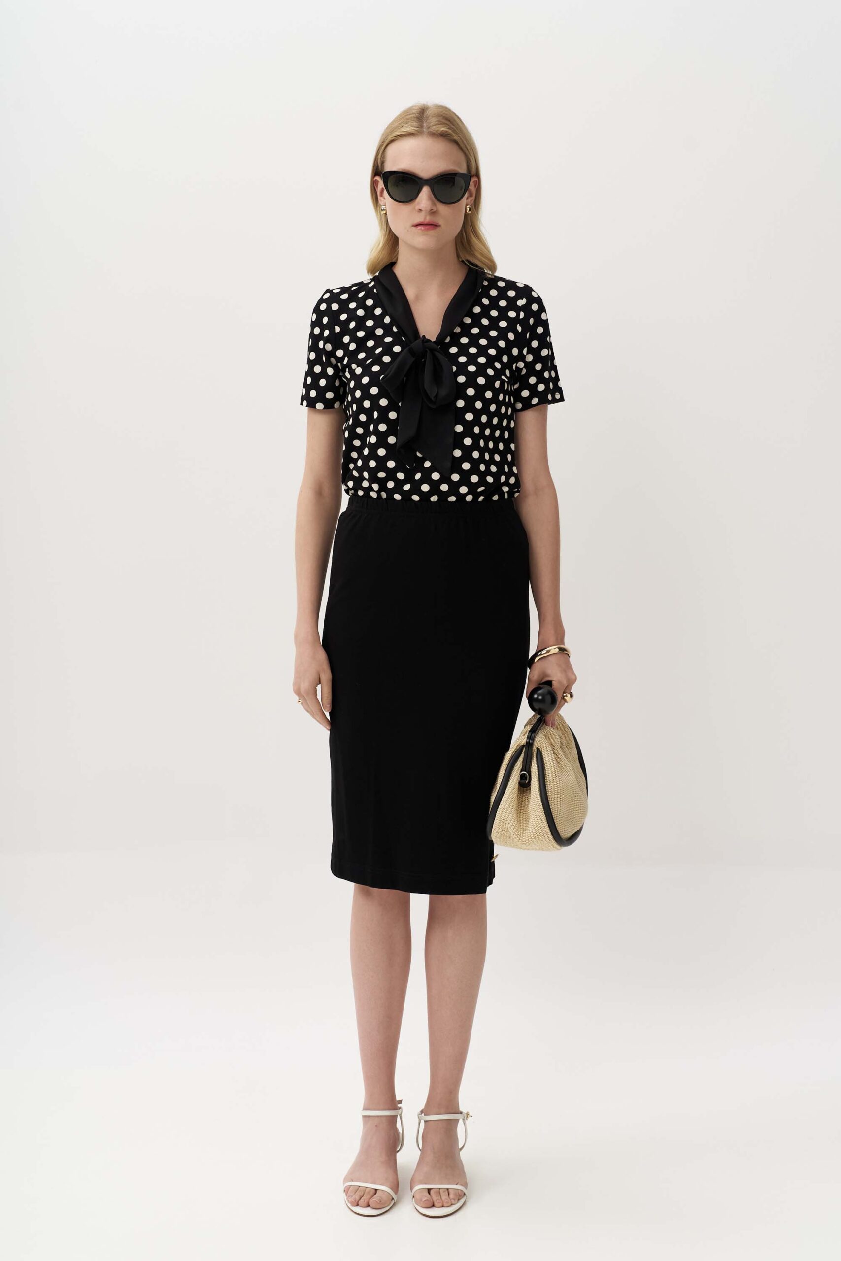 12920 Μπλούζα πουά με φουλάρι (2a)