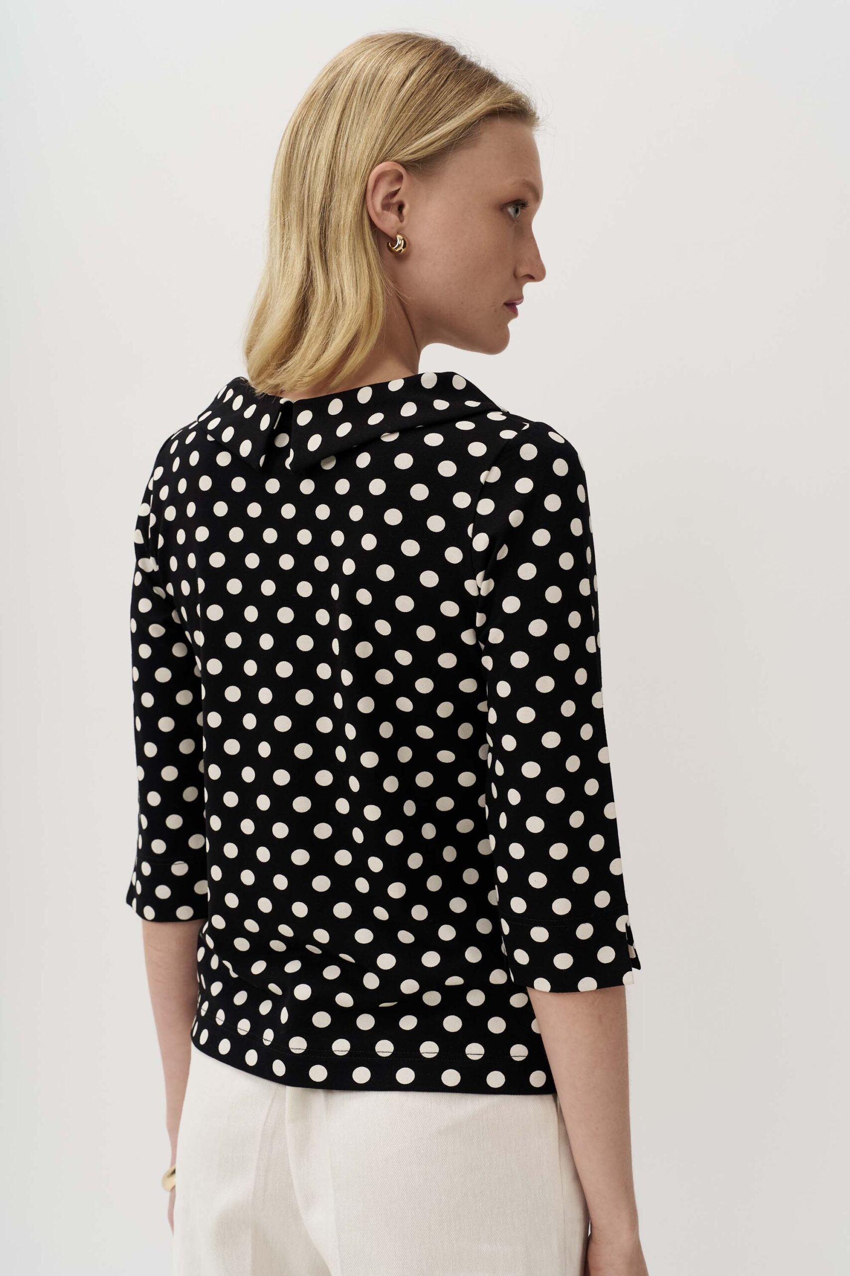 12931 Μπλούζα πουά με γιακά jackie (7)