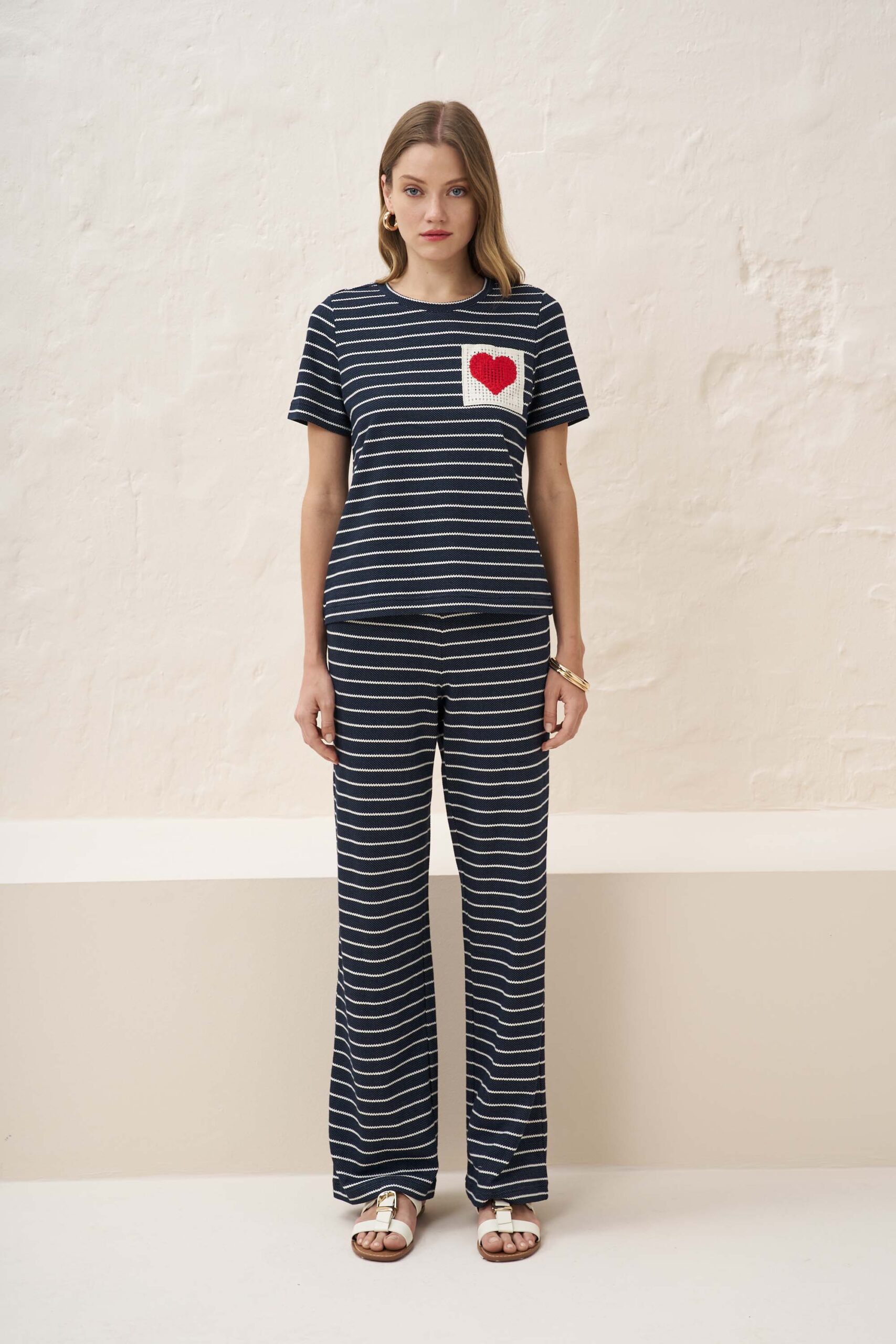 12934 Μπλούζα candy ριγέ με μοτίφ heart (2)