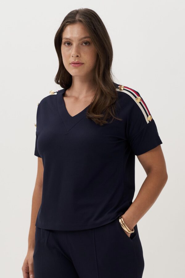 Άνετη μπλούζα με αντιθέσεις στους ώμους