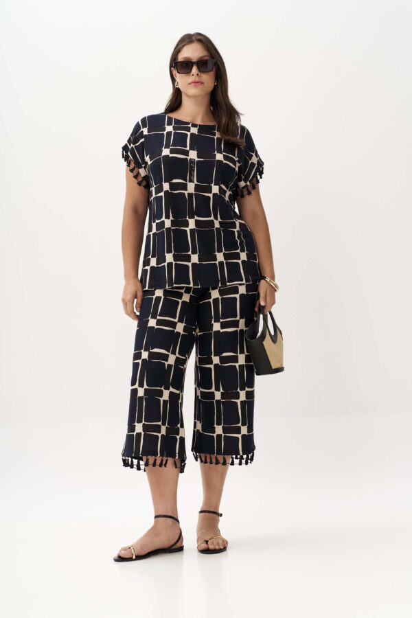 Μπλούζα τύπωμα cube με κρόσσι