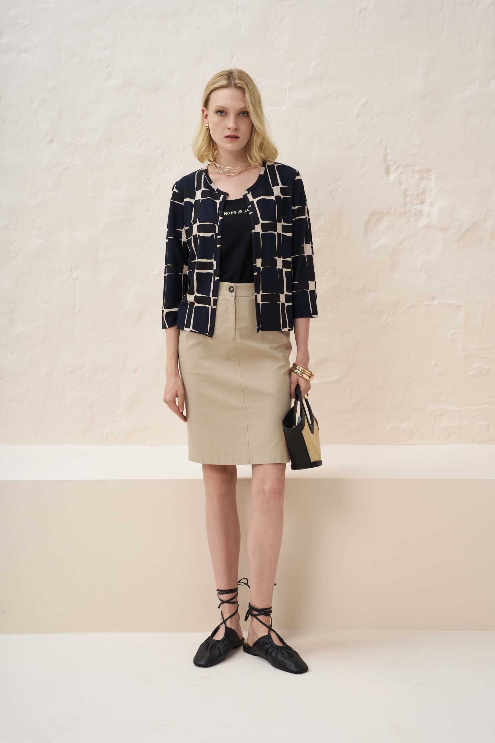 13040 Ζακέτα τύπωμα cube (2)