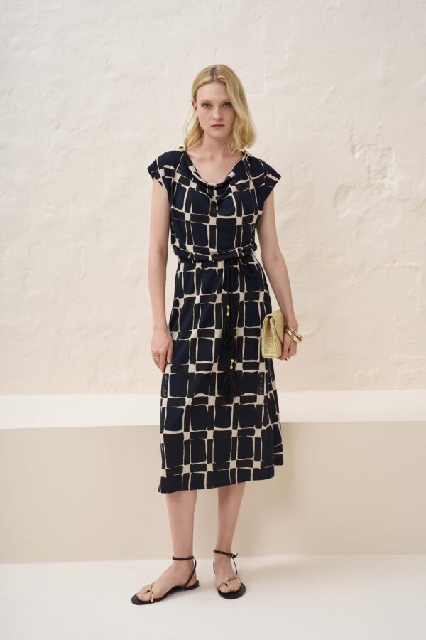 Φόρεμα ντραπέ τύπωμα cube