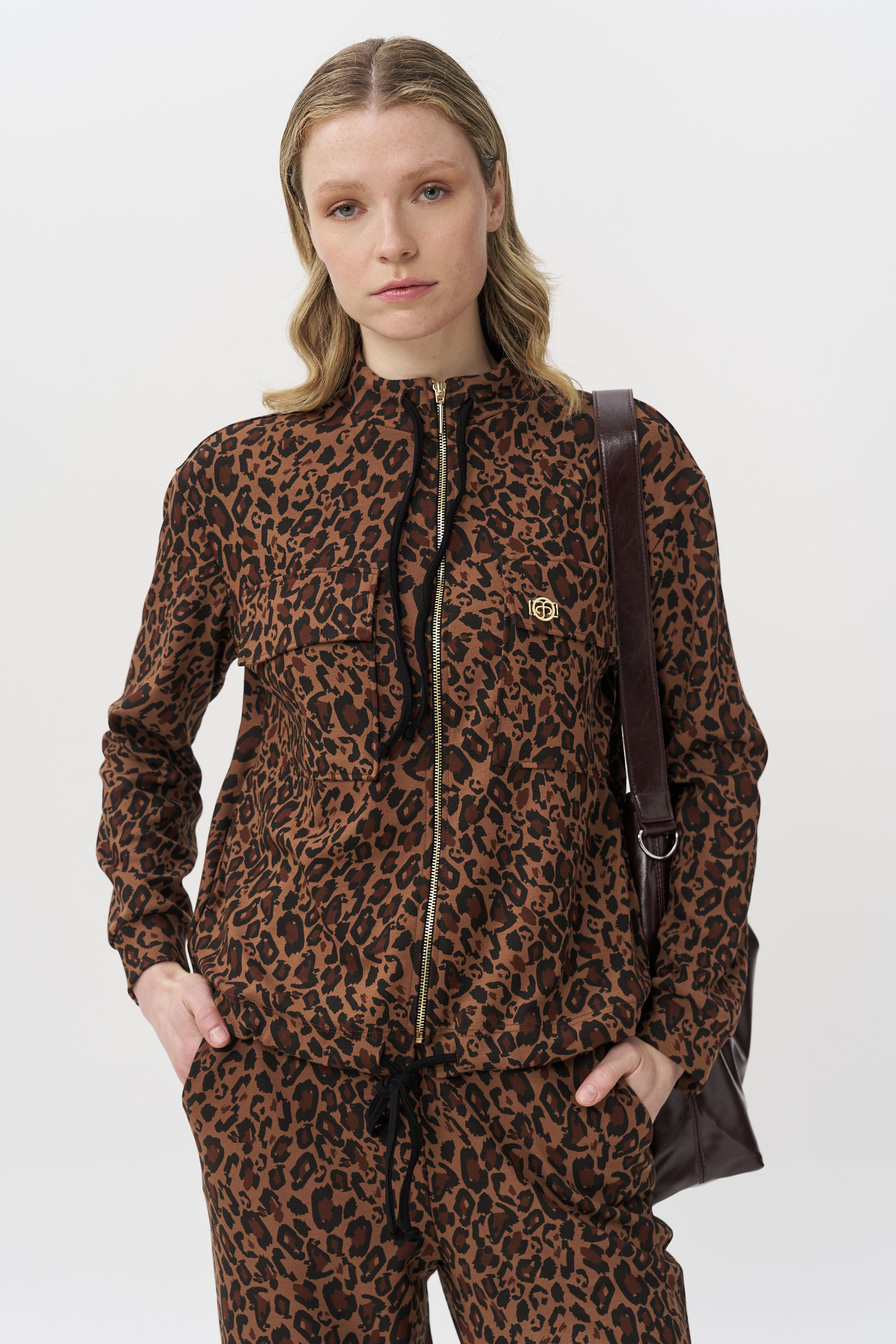 13220 Ζακέτα animal print (1) 13220 Ζακέτα animal print