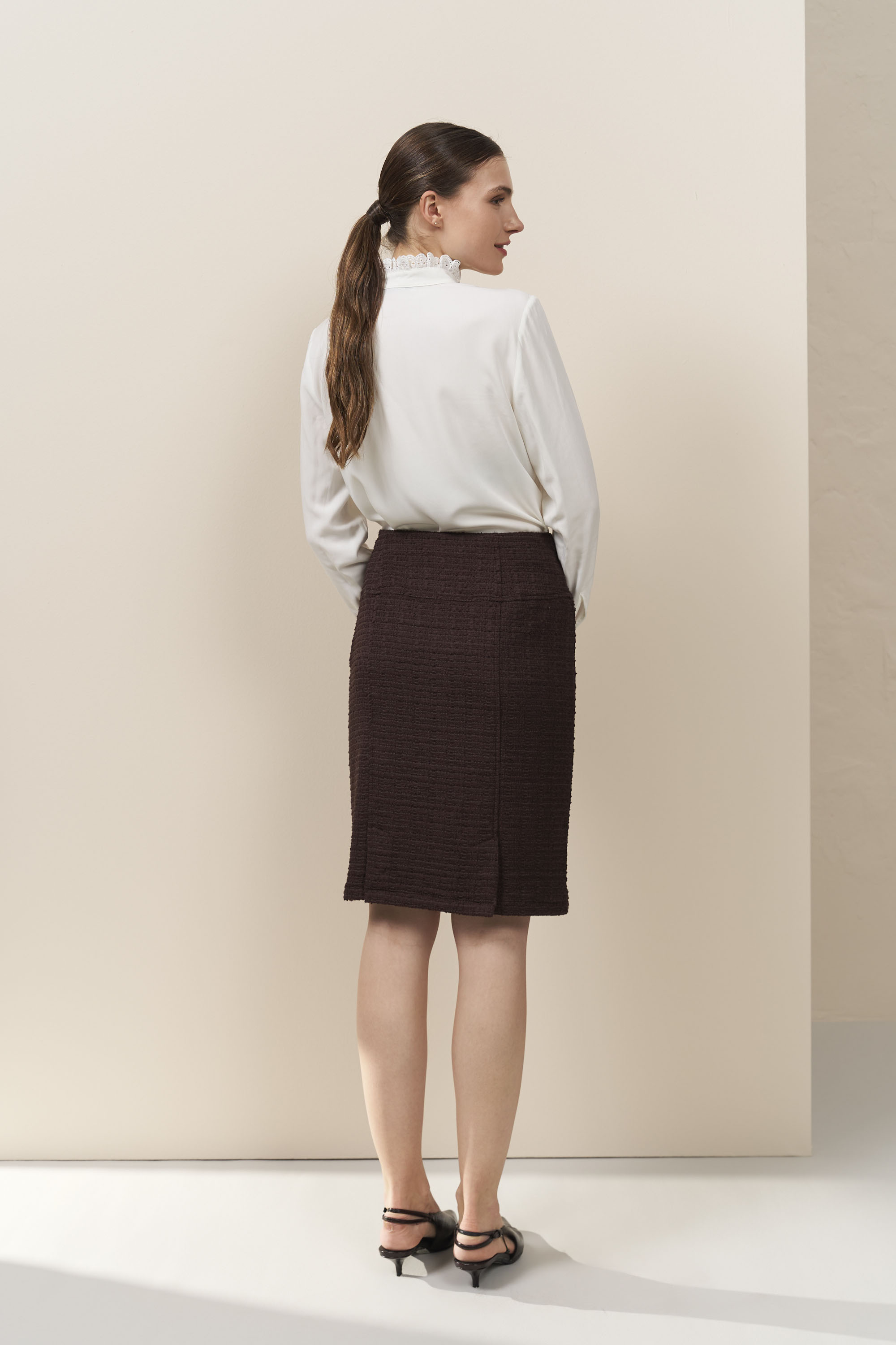 13235 Φούστα tweed με ραφές (7)